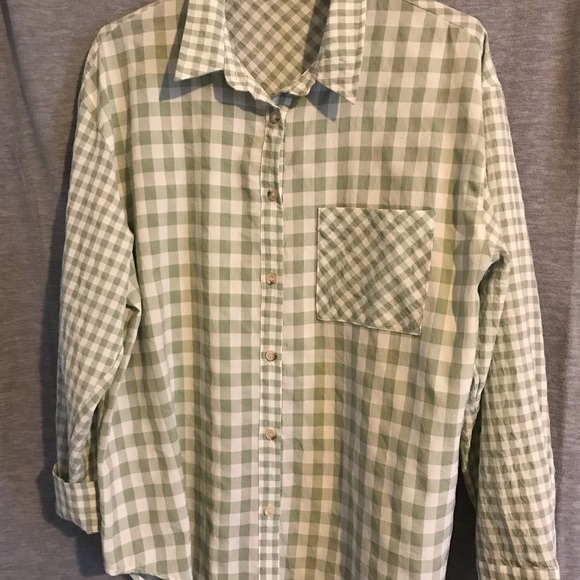 Light green checked long sleeved button down with tie front - Picture 1 of 2